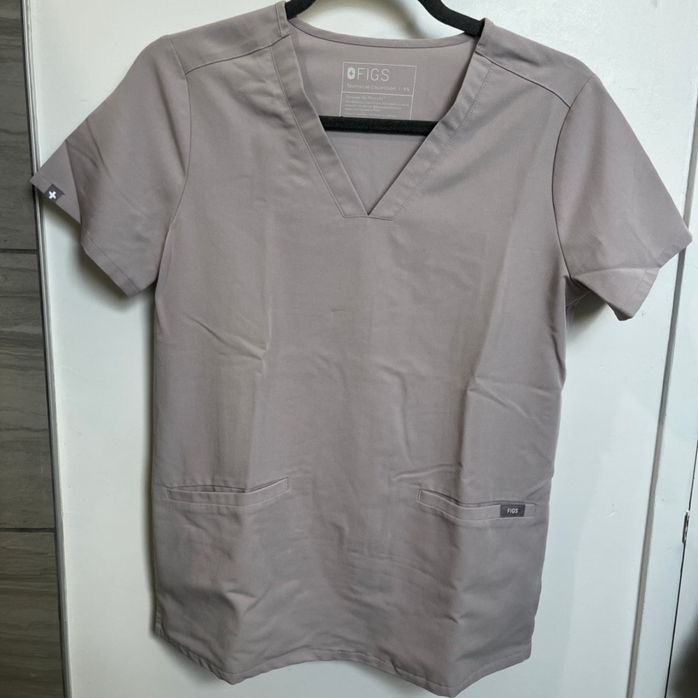 Figs Gray V-Neck Medical Top Short Sleeves